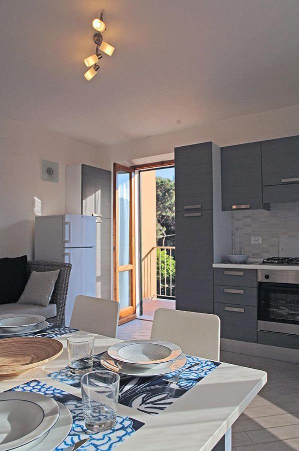 מרינה די קמפו Appartamenti Casa Pineta מראה חיצוני תמונה