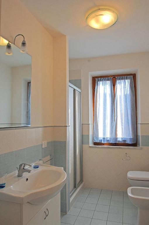מרינה די קמפו Appartamenti Casa Pineta מראה חיצוני תמונה